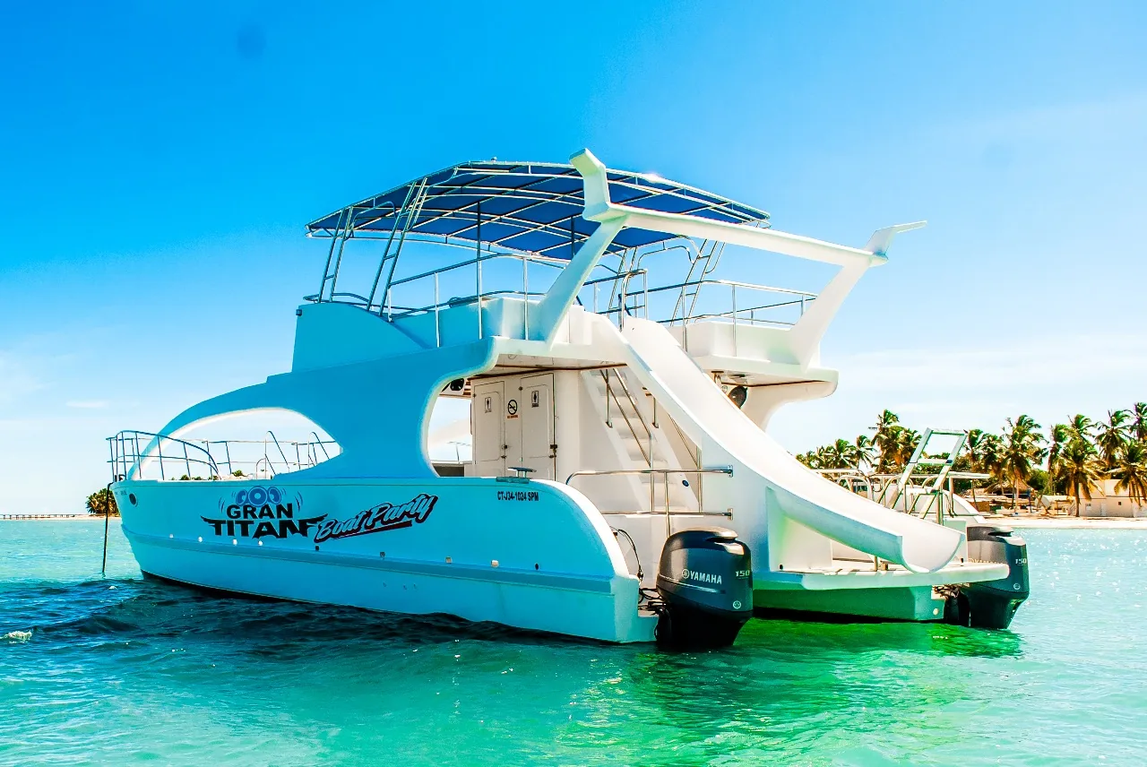 Titan boat with waterslide